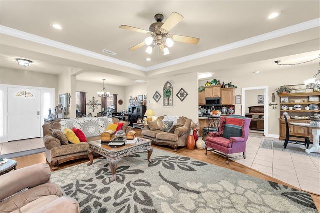 1661 Cannondale Drive, Fayetteville, AR 72704