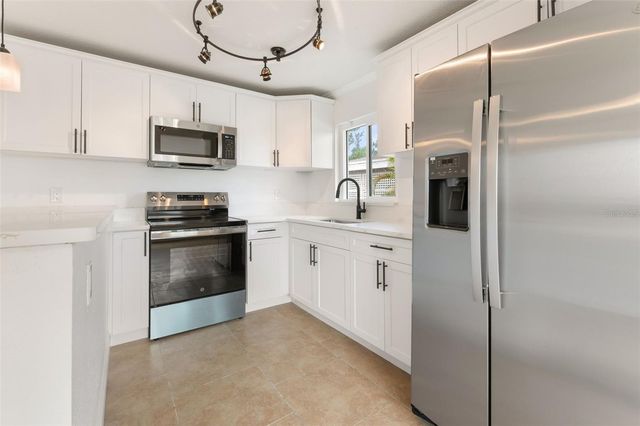 14036 MARGUERITE DRIVE, Madeira Beach, FL 33708
