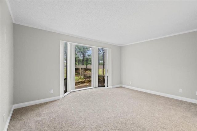 115 World Of Tennis SQ, Lakeway, TX 78738