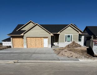 3244 N Bedford Ct, Wichita, KS 67226