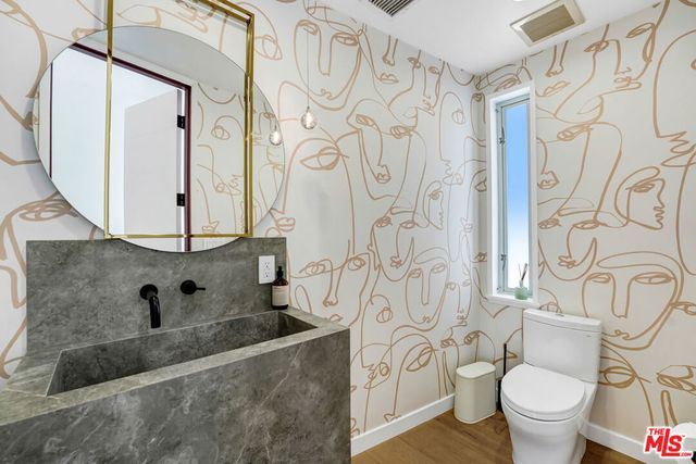 3761 Glenridge Drive, Sherman Oaks, CA 91423