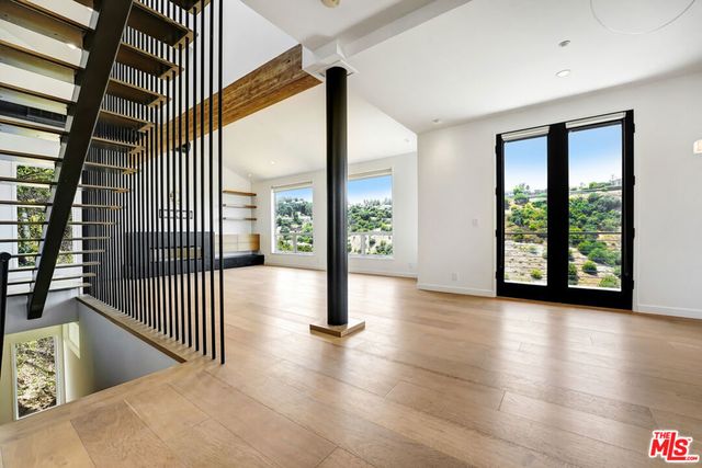 3761 Glenridge Drive, Sherman Oaks, CA 91423