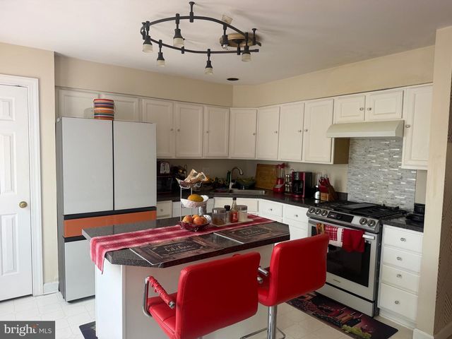3530 HAMMERSTONE RD, Laurel, MD 20724