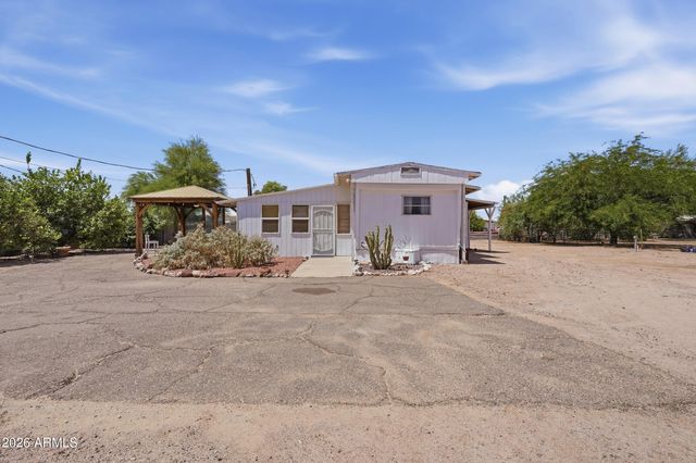 1918 N WARNER Drive, Apache Junction, AZ 85120