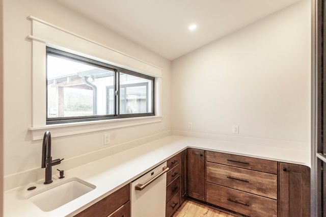 460 Upper Station Camp Crk Rd, Gallatin, TN 37066