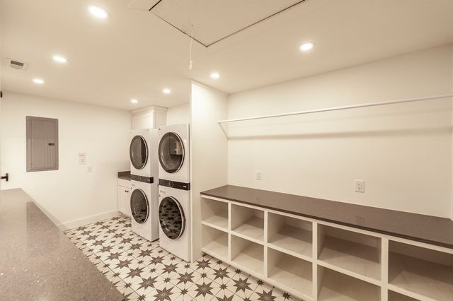 460 Upper Station Camp Crk Rd, Gallatin, TN 37066