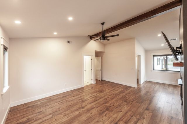 460 Upper Station Camp Crk Rd, Gallatin, TN 37066