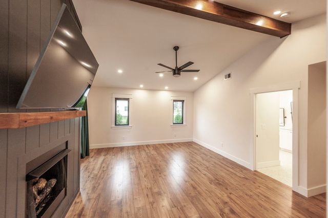 460 Upper Station Camp Crk Rd, Gallatin, TN 37066