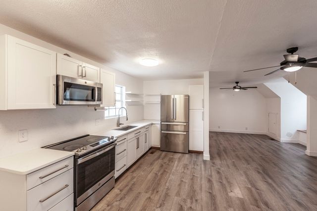 460 Upper Station Camp Crk Rd, Gallatin, TN 37066