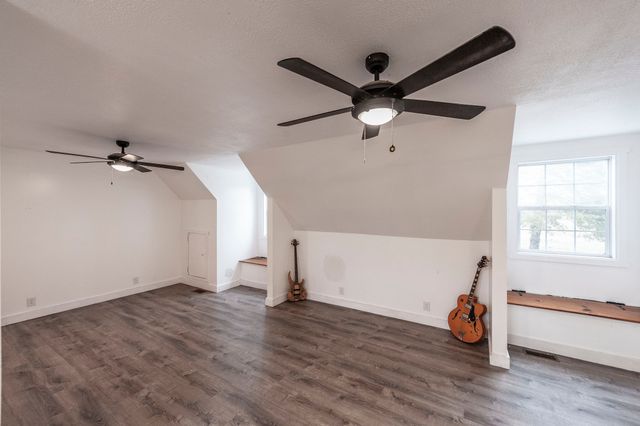 460 Upper Station Camp Crk Rd, Gallatin, TN 37066