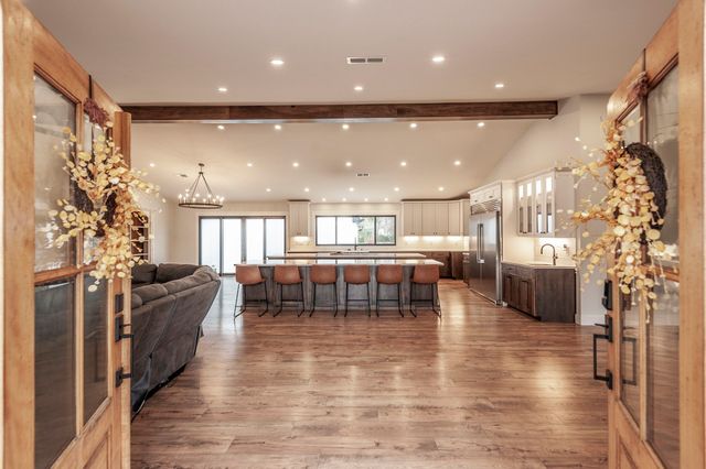 460 Upper Station Camp Crk Rd, Gallatin, TN 37066