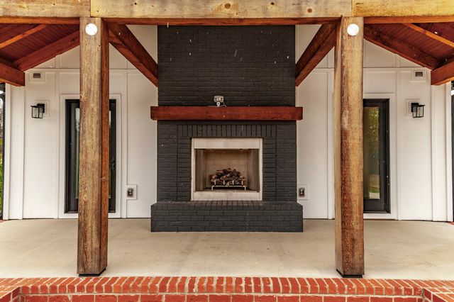 460 Upper Station Camp Crk Rd, Gallatin, TN 37066