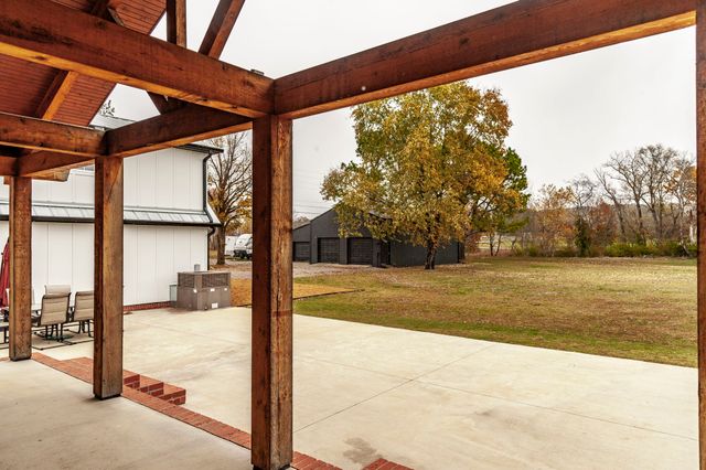 460 Upper Station Camp Crk Rd, Gallatin, TN 37066