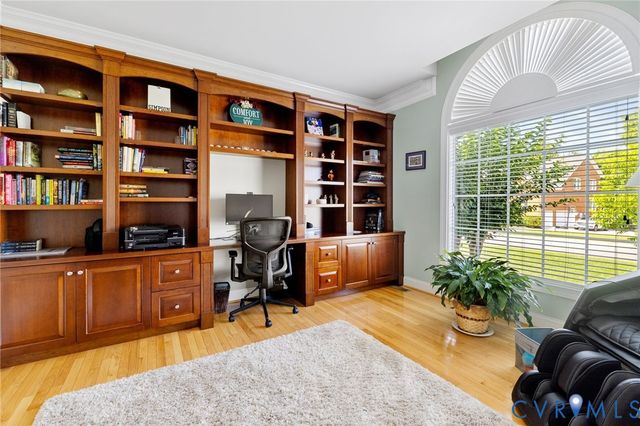5725 Trail Ride Dr, Moseley, VA 23120