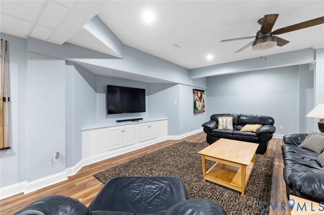 5725 Trail Ride Dr, Moseley, VA 23120
