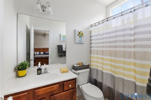 5725 Trail Ride Dr, Moseley, VA 23120