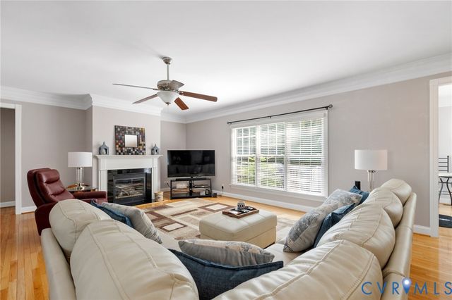 5725 Trail Ride Dr, Moseley, VA 23120