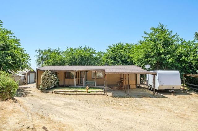 39569 Clover Lane, Yokuts Valley, CA 93675
