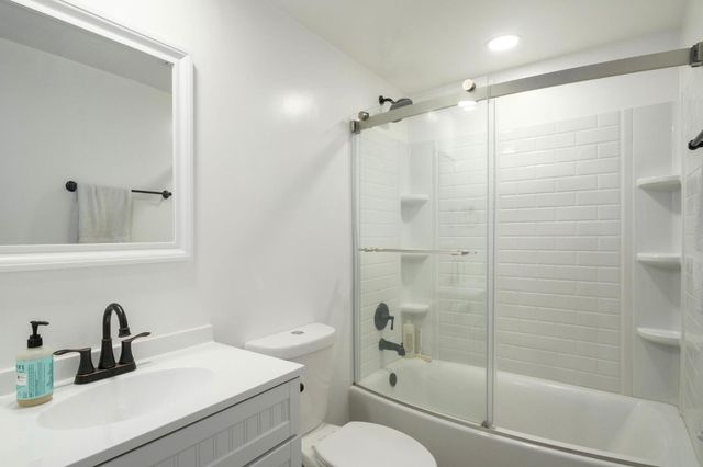 39569 Clover Lane, Yokuts Valley, CA 93675