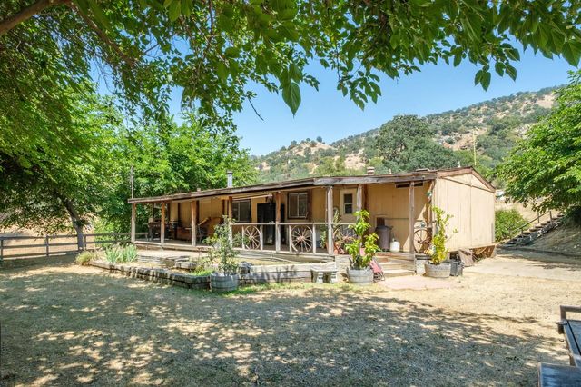 39569 Clover Lane, Yokuts Valley, CA 93675