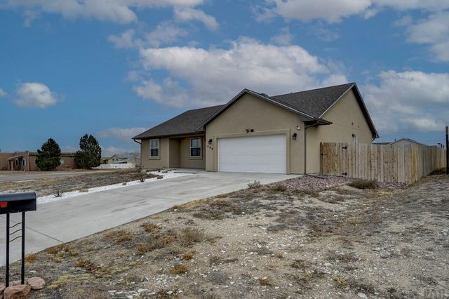 408 S Clarion Dr, Pueblo West, CO 81007