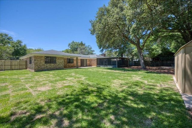 1467 Live Oak Street, Niceville, FL 32578
