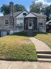 6404 Myron Avenue, St Louis, MO 63121