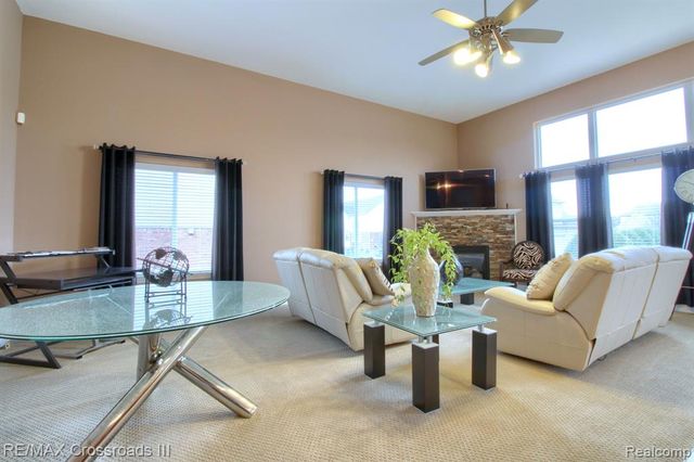 13691 Basswood Circle, Van Buren, MI 48111