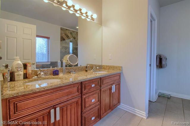 13691 Basswood Circle, Van Buren, MI 48111