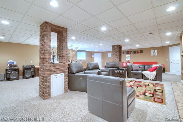 13691 Basswood Circle, Van Buren, MI 48111