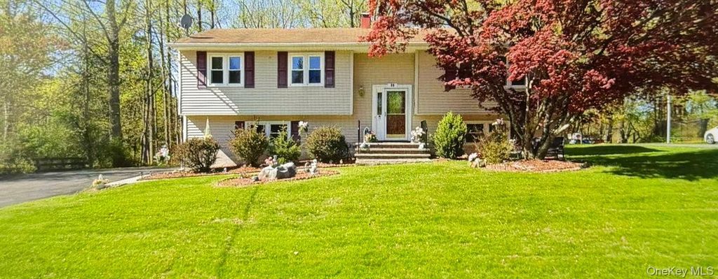 11 McGarrah Road, Monroe, NY 10950