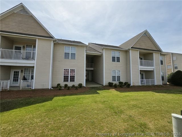 1324 Kershaw Loop 206, Fayetteville, NC 28314