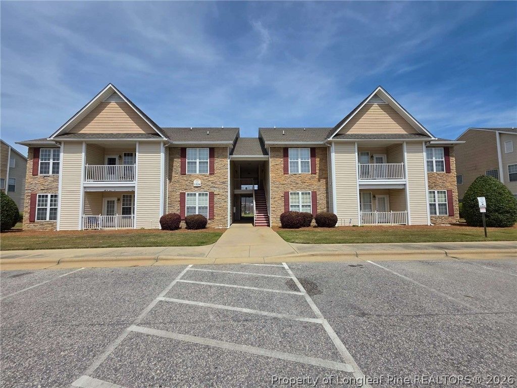 1324 Kershaw Loop 206, Fayetteville, NC 28314