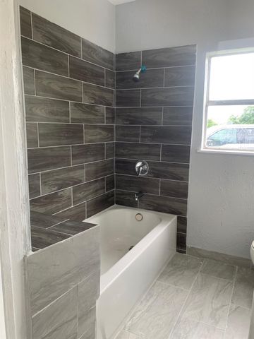 1411 Miles Street, Houston, TX 77015