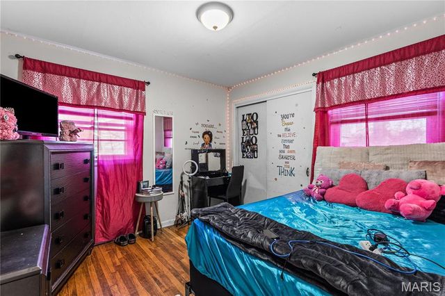 38 Bayview Court, Ferguson, MO 63135