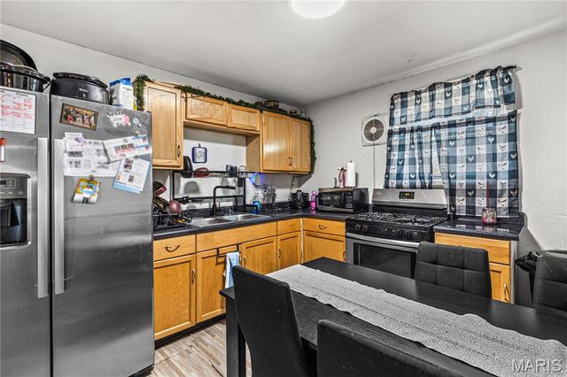 38 Bayview Court, Ferguson, MO 63135