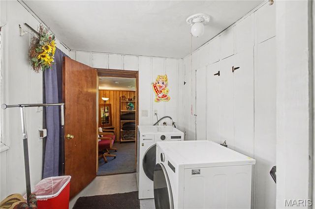 8301 Elmore Avenue, University City, MO 63132