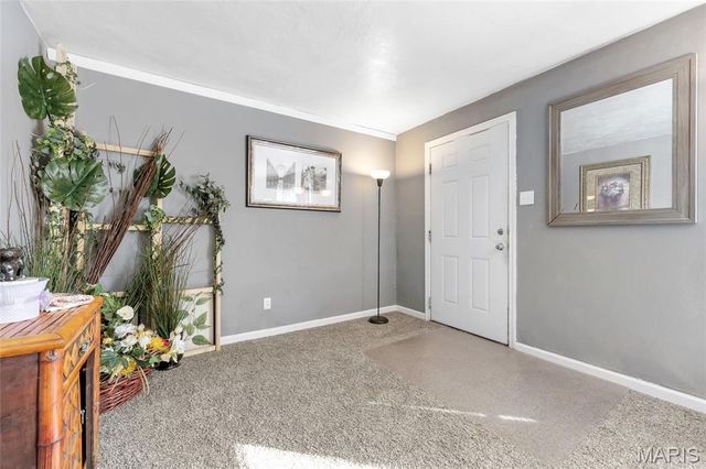 8301 Elmore Avenue, University City, MO 63132
