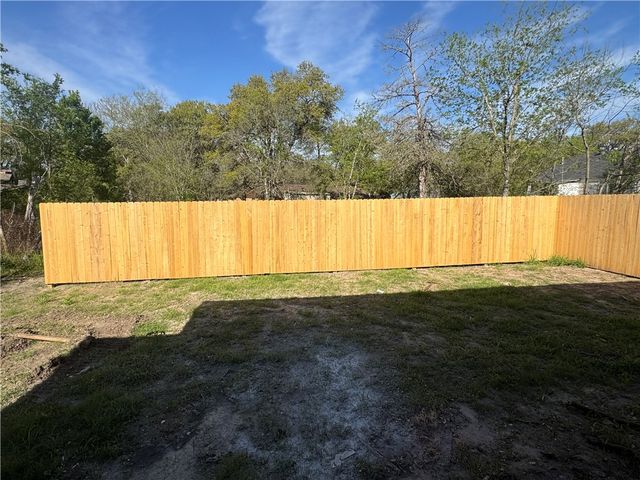 402 South Brazos Avenue, Bryan, TX 77803