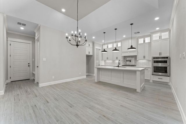 40 Stanford Court, Montgomery, TX 77356