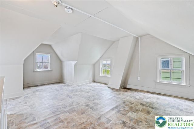 949 Wyandotte Street, Bethlehem City, PA 18015