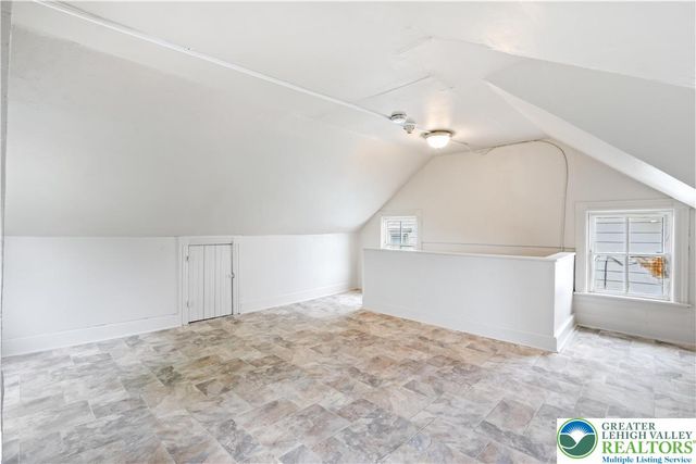 949 Wyandotte Street, Bethlehem City, PA 18015
