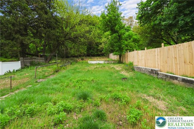 949 Wyandotte Street, Bethlehem City, PA 18015
