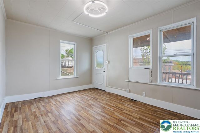 949 Wyandotte Street, Bethlehem City, PA 18015