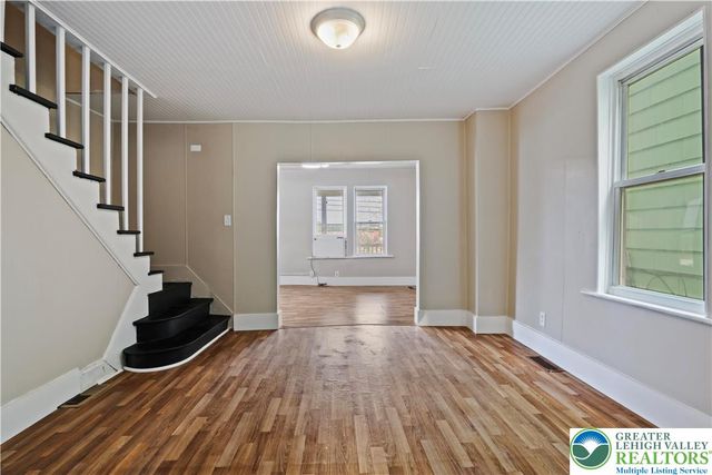949 Wyandotte Street, Bethlehem City, PA 18015