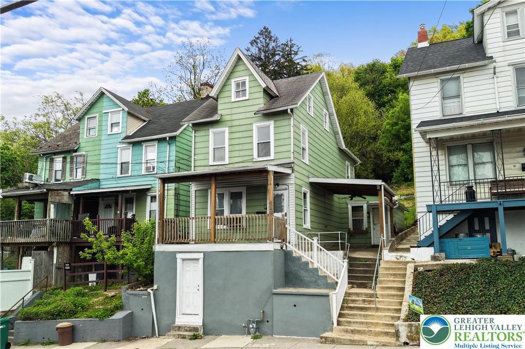 949 Wyandotte Street, Bethlehem City, PA 18015