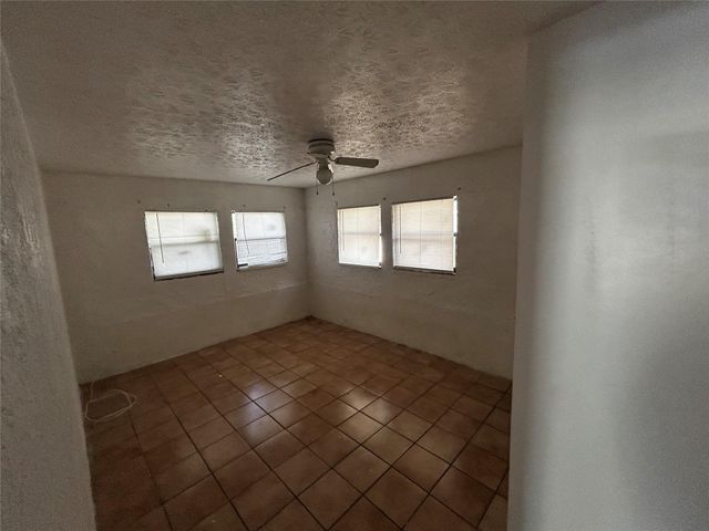 1600 N 44th Street, Fort Pierce, FL 34947