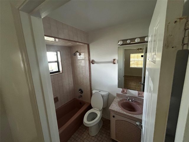 1600 N 44th Street, Fort Pierce, FL 34947