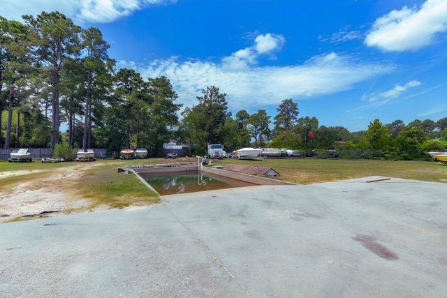 24727 Fm 2100 Road, Huffman, TX 77336
