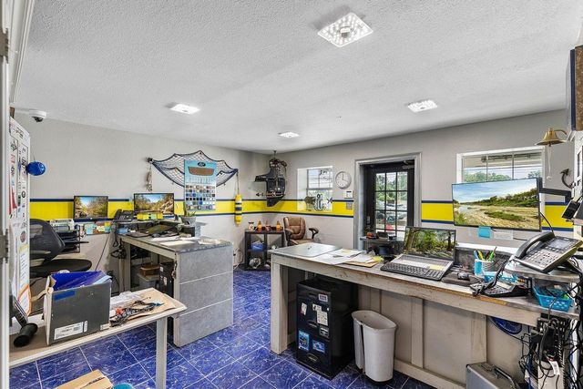24727 Fm 2100 Road, Huffman, TX 77336